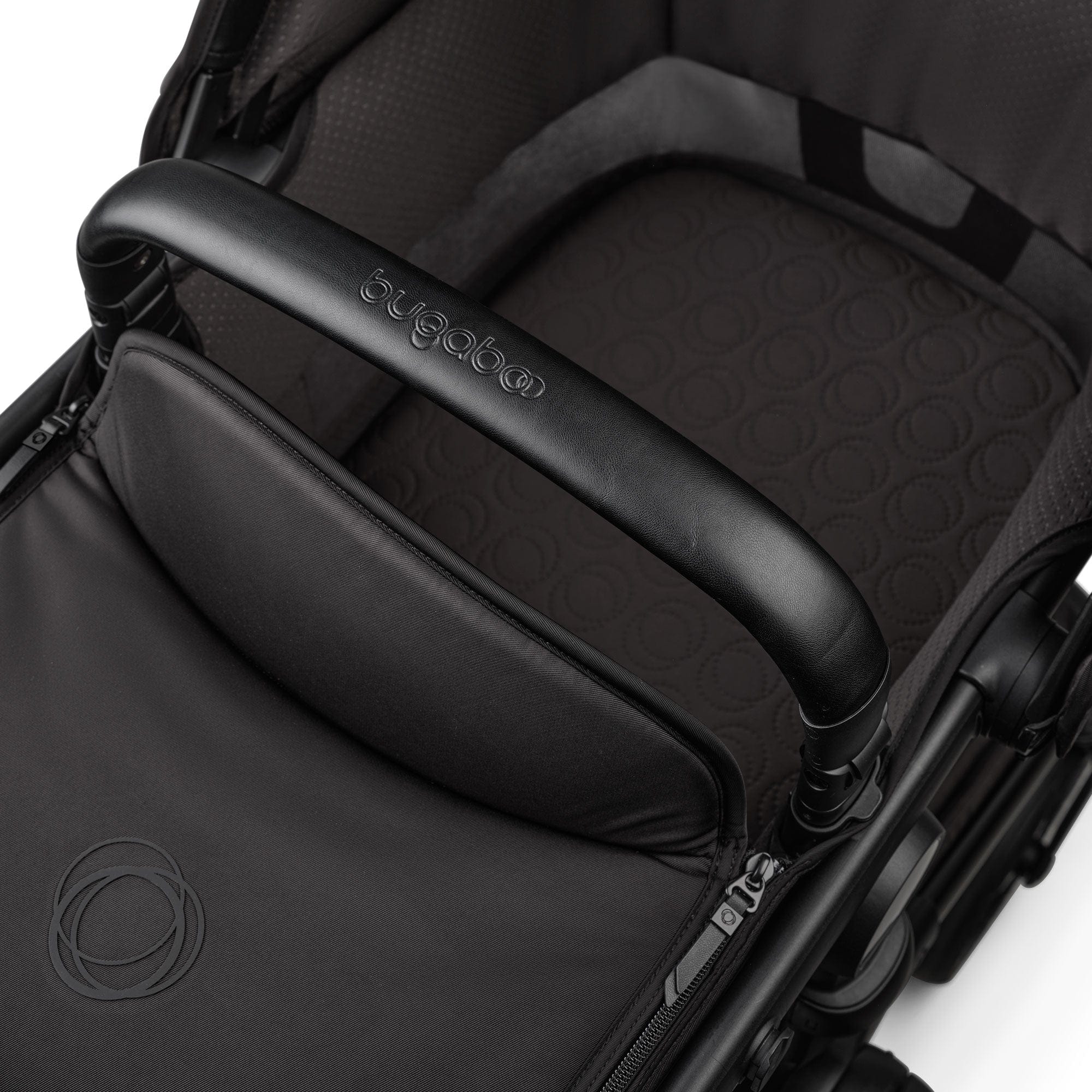 Bugaboo Fox 5 Noir Cybex Luxury Bundle in Black Moonlight Travel Systems