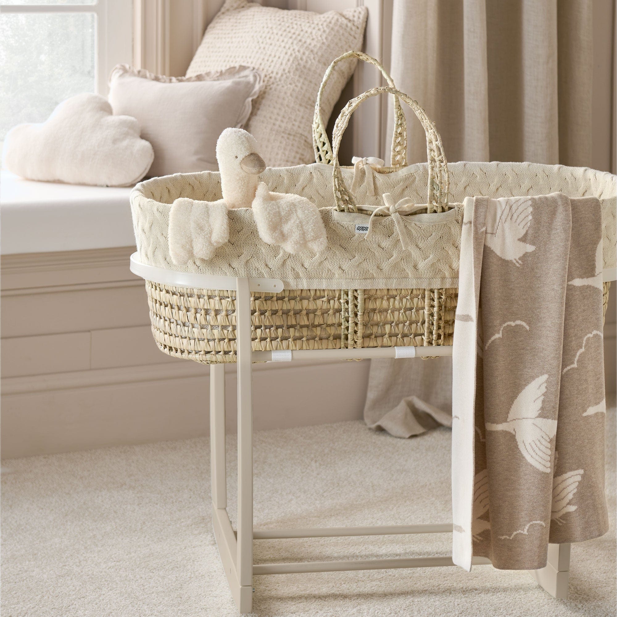 Mamas & Papas Welcome to the World Moses Basket in Duckling Moses Baskets & Stands 7703A0100-DUCK 5063229111877