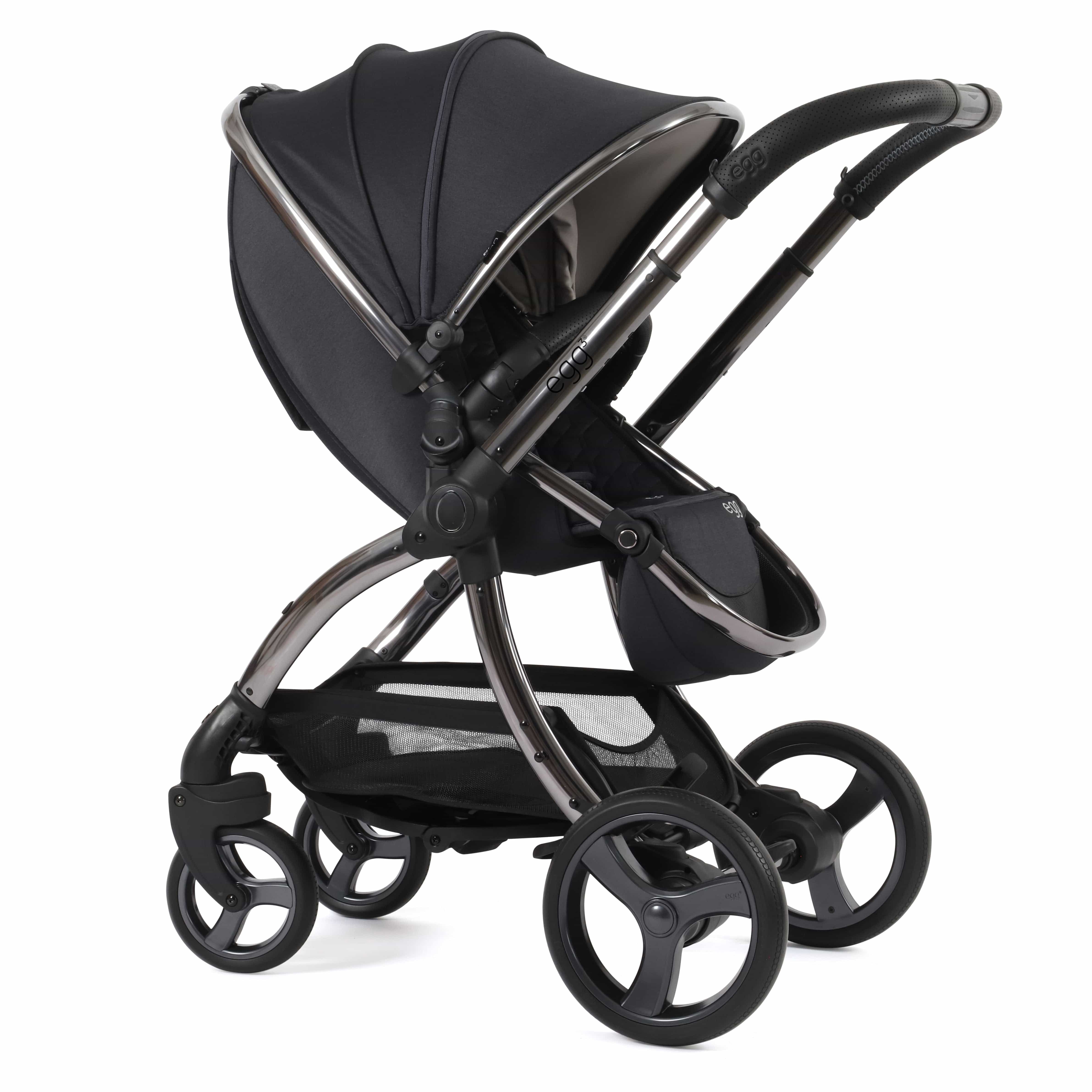 egg3 Luxury Maxi-Cosi Travel System Bundle in Carbonite Travel Systems