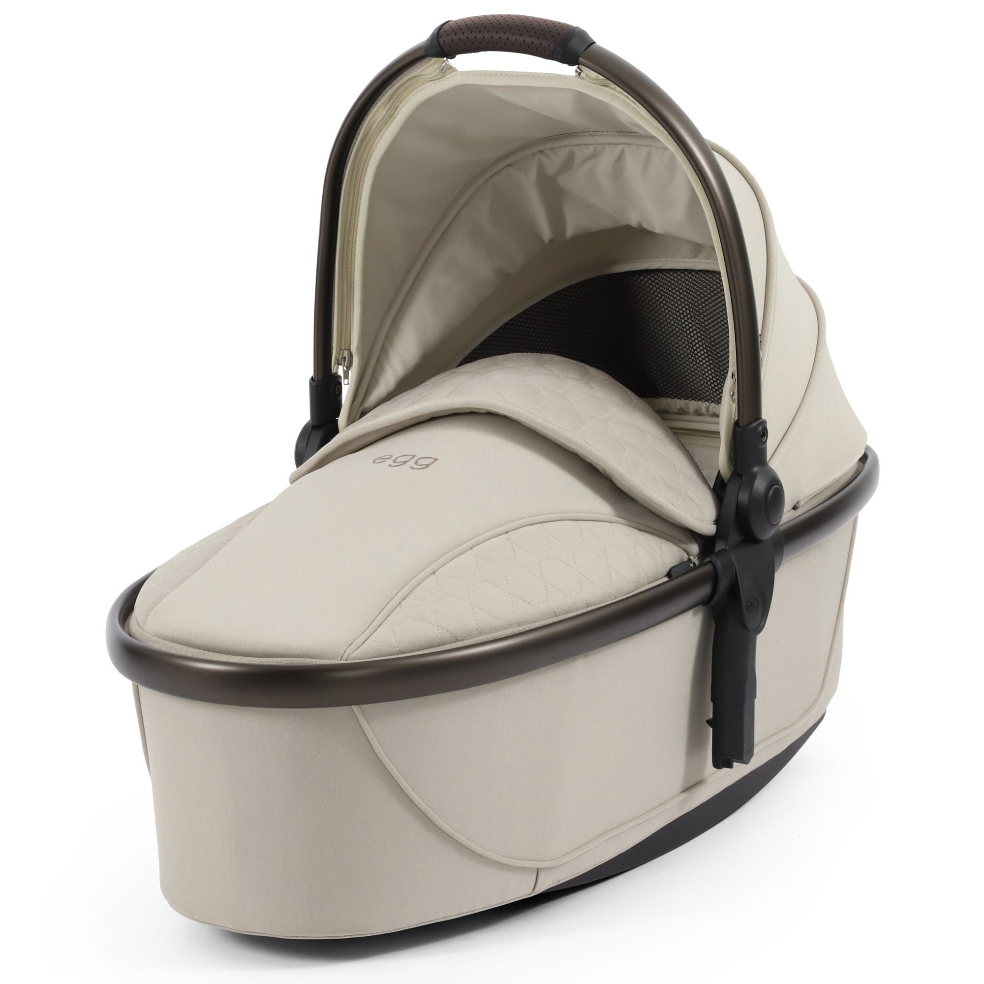 egg3 Luxury Maxi-Cosi Travel System Bundle in Cashmere Travel Systems