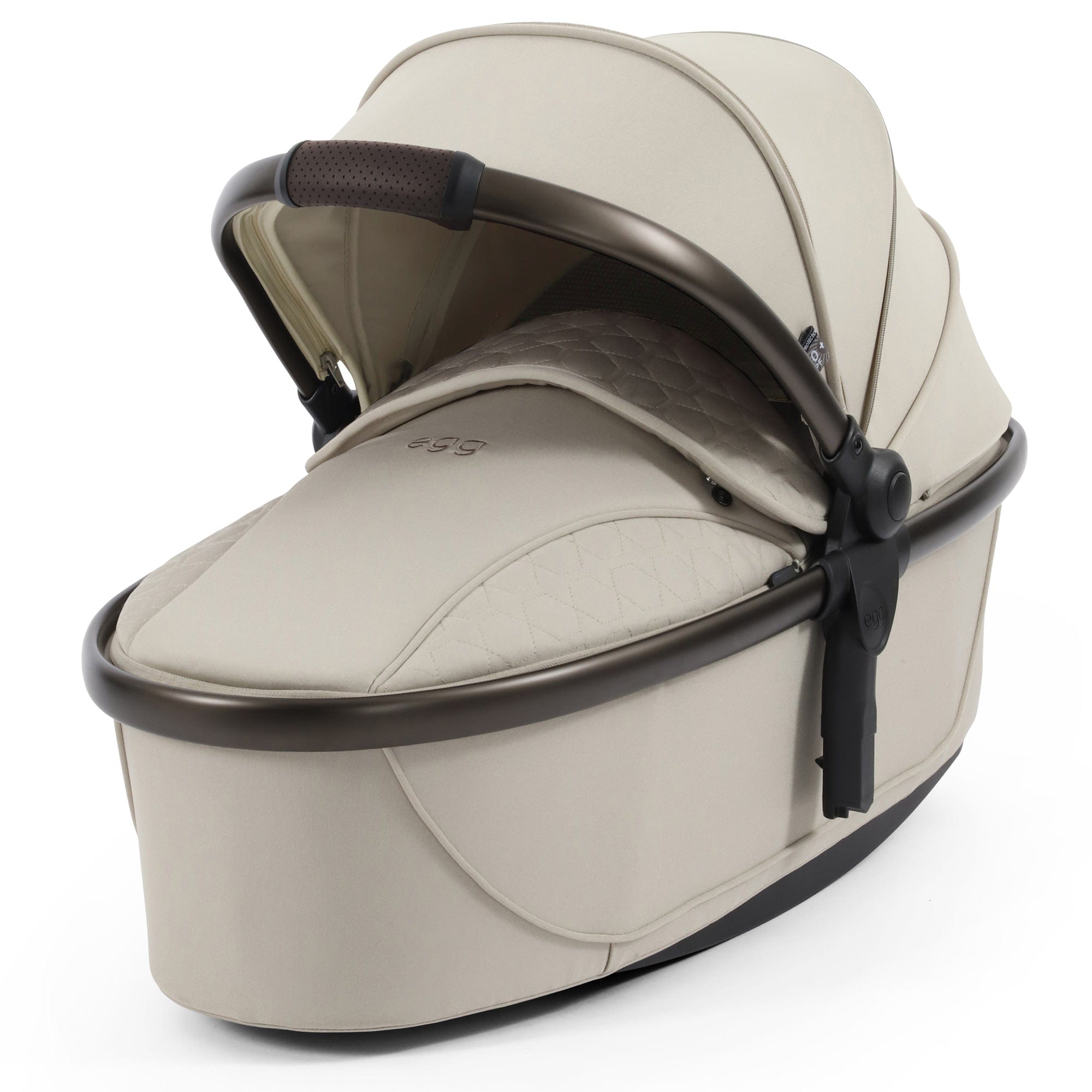 egg3 Luxury Maxi-Cosi Travel System Bundle in Cashmere Travel Systems