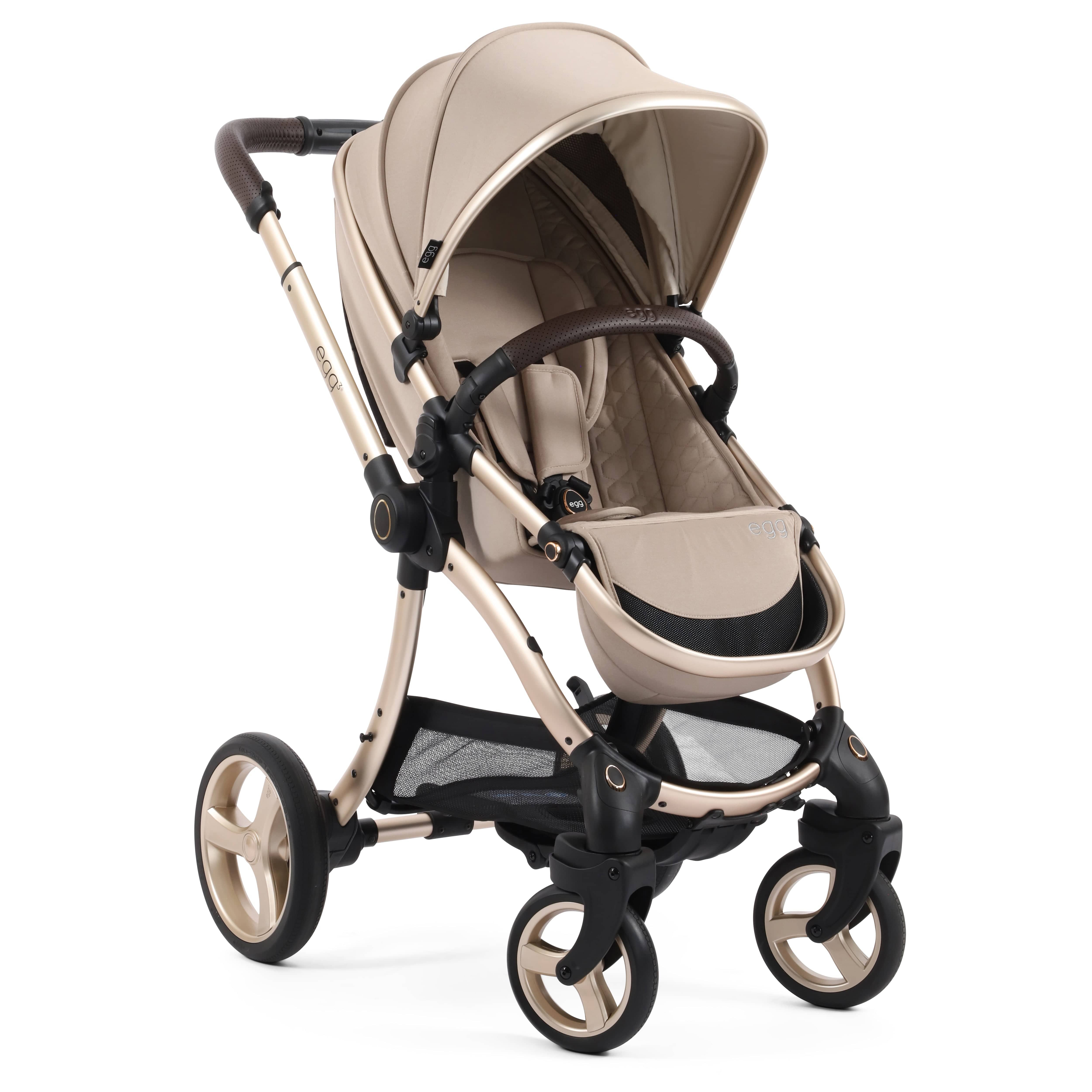 egg3 Luxury Maxi-Cosi Travel System Bundle in Feather Travel Systems