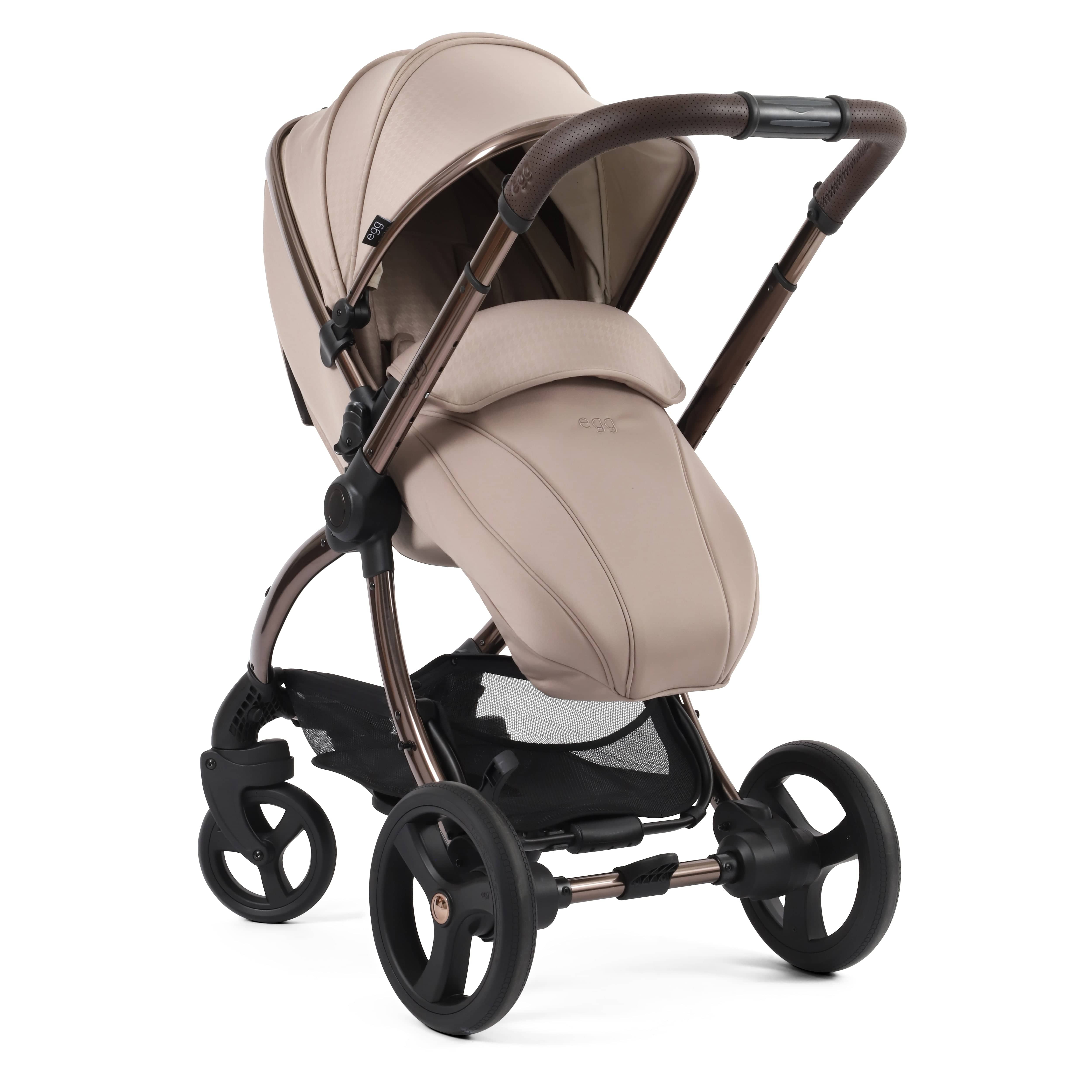 egg3 Luxury Maxi-Cosi Travel System Bundle in Houndstooth Almond Travel Systems