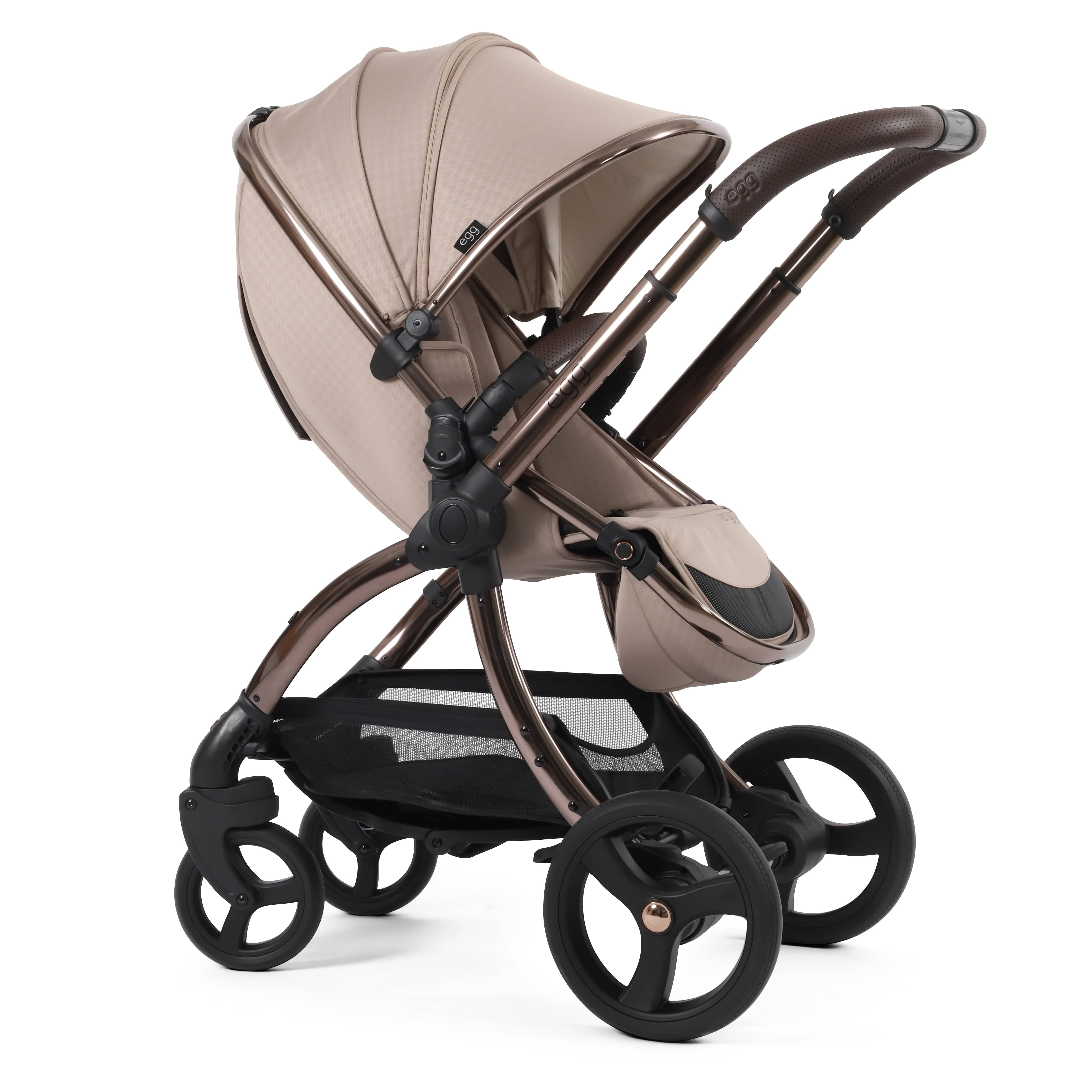 egg3 Luxury Maxi-Cosi Travel System Bundle in Houndstooth Almond Travel Systems