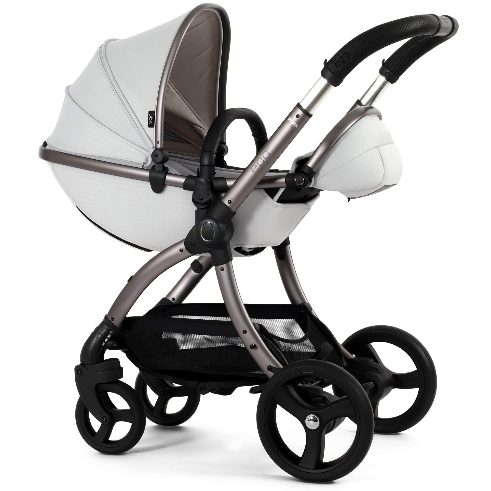 egg3 Luxury Maxi-Cosi Travel System Bundle in Houndstooth Silver Travel Systems