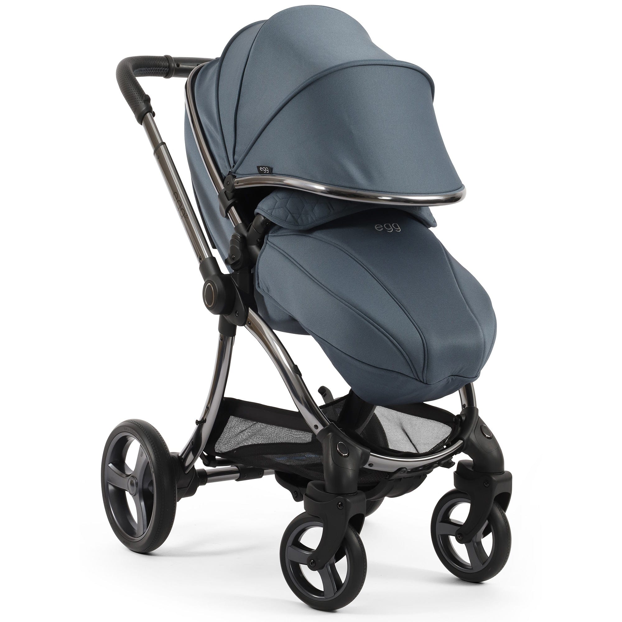 egg3 Luxury Maxi-Cosi Travel System Bundle in Topaz Travel Systems