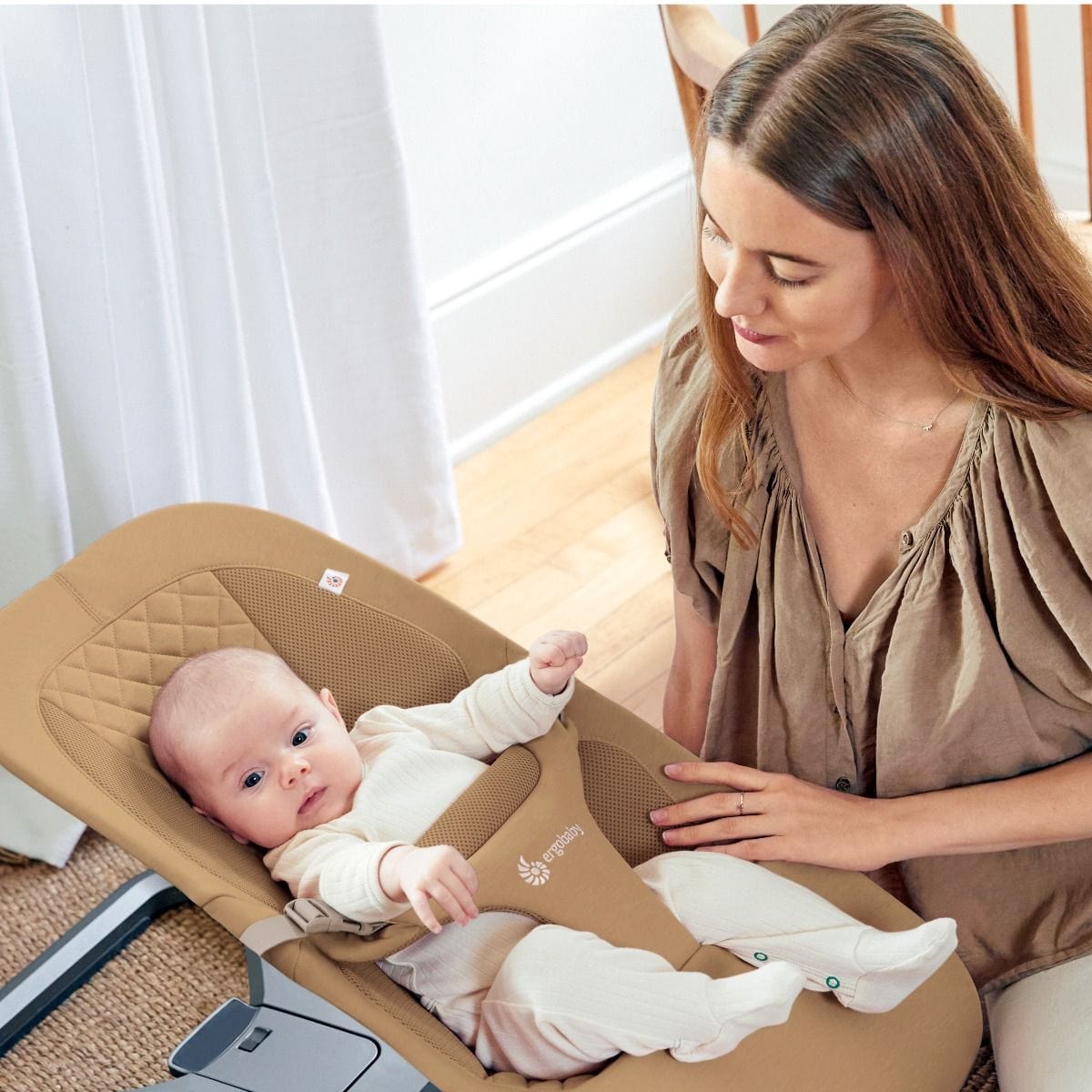 ErgoBaby Evolve Bouncer in Camel Rocking Bouncing Cradles EVLBNCCAMUK 1220000209534