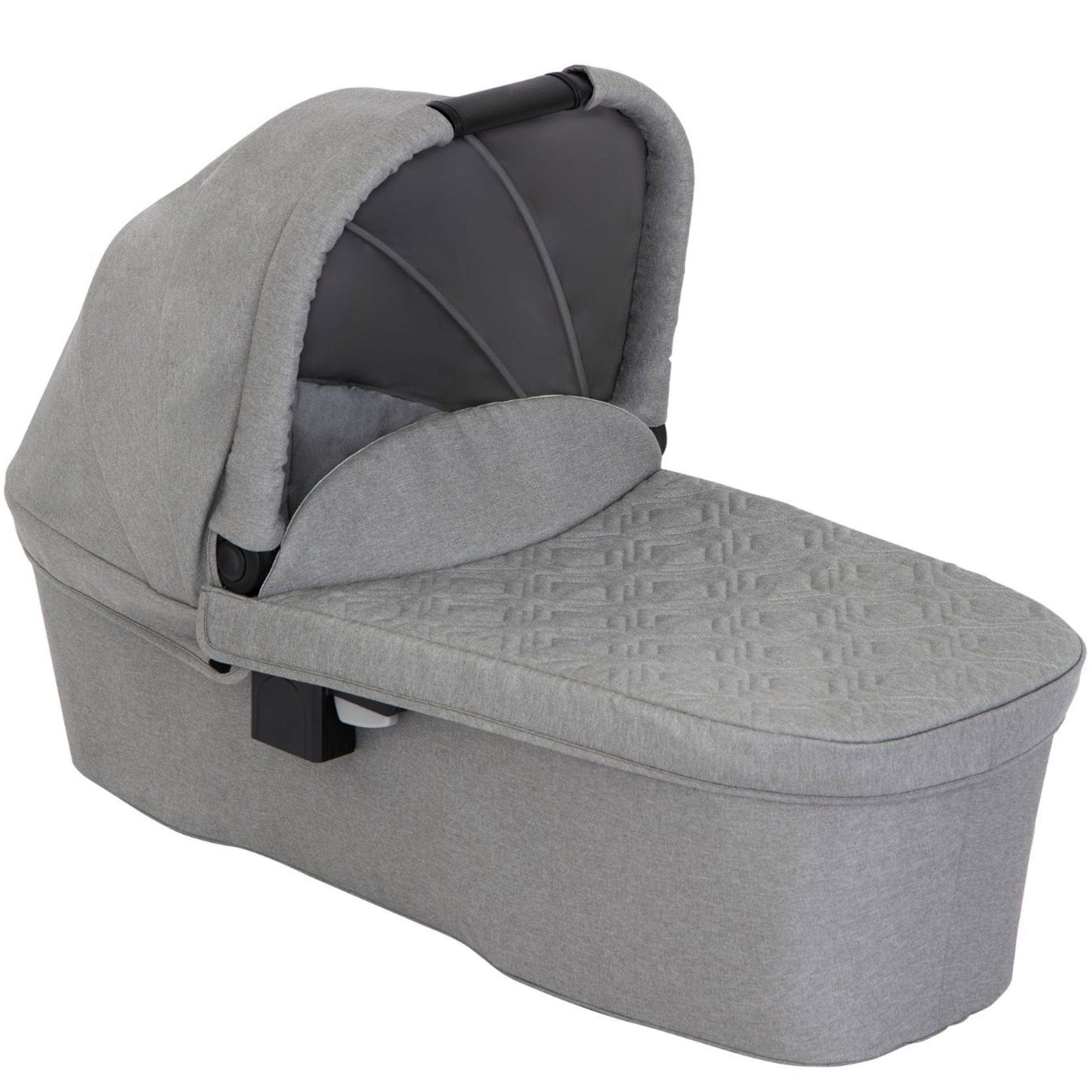 Graco Near2Me DLX Trio (Pushchair, Carrycot and Snuglite) in Ash Travel Systems GT1910AAASH000 5060624773808