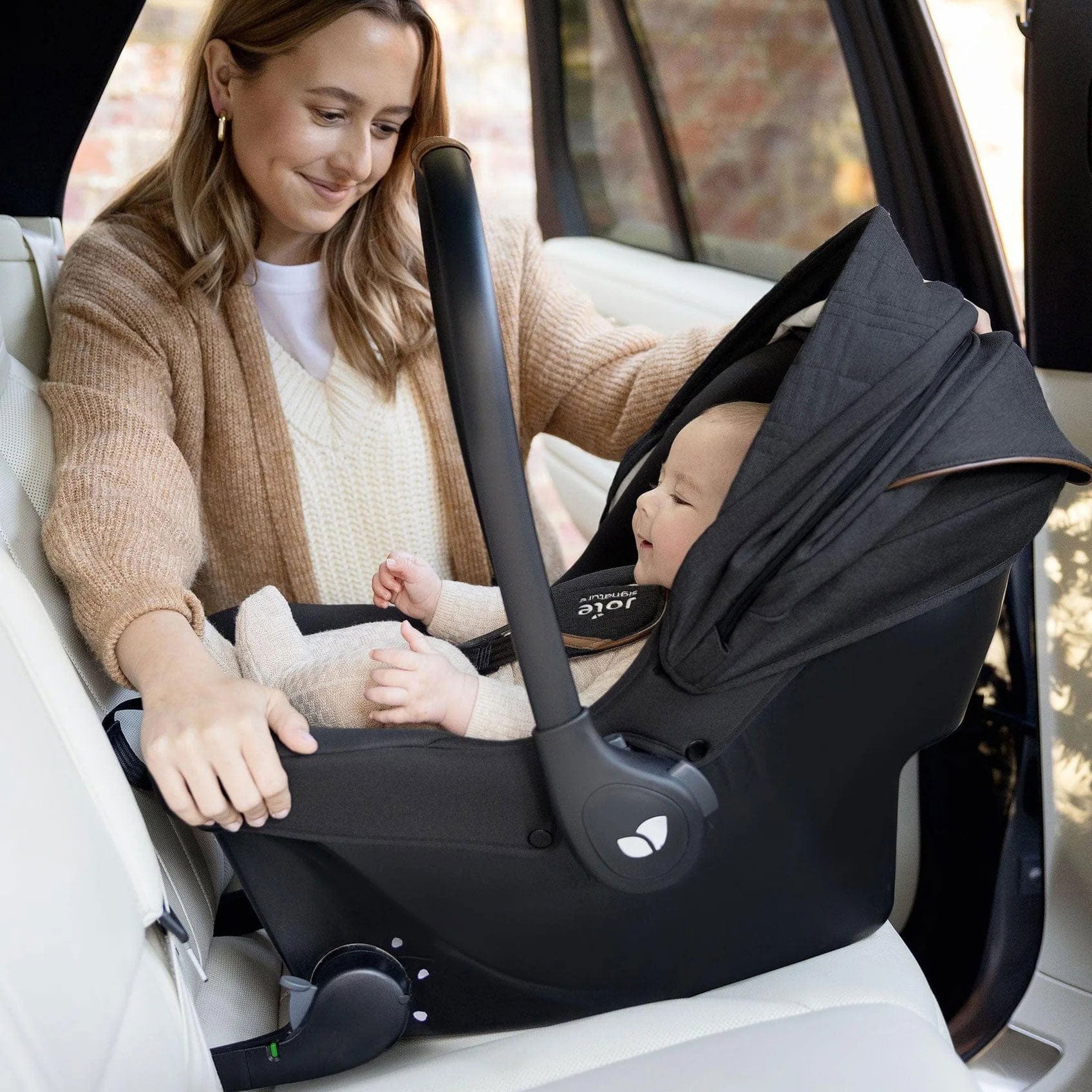 Joie Finiti Flex Click & Go Bundle in Eclipse Baby Prams Z2BJFNIT1014UK 5056080617510