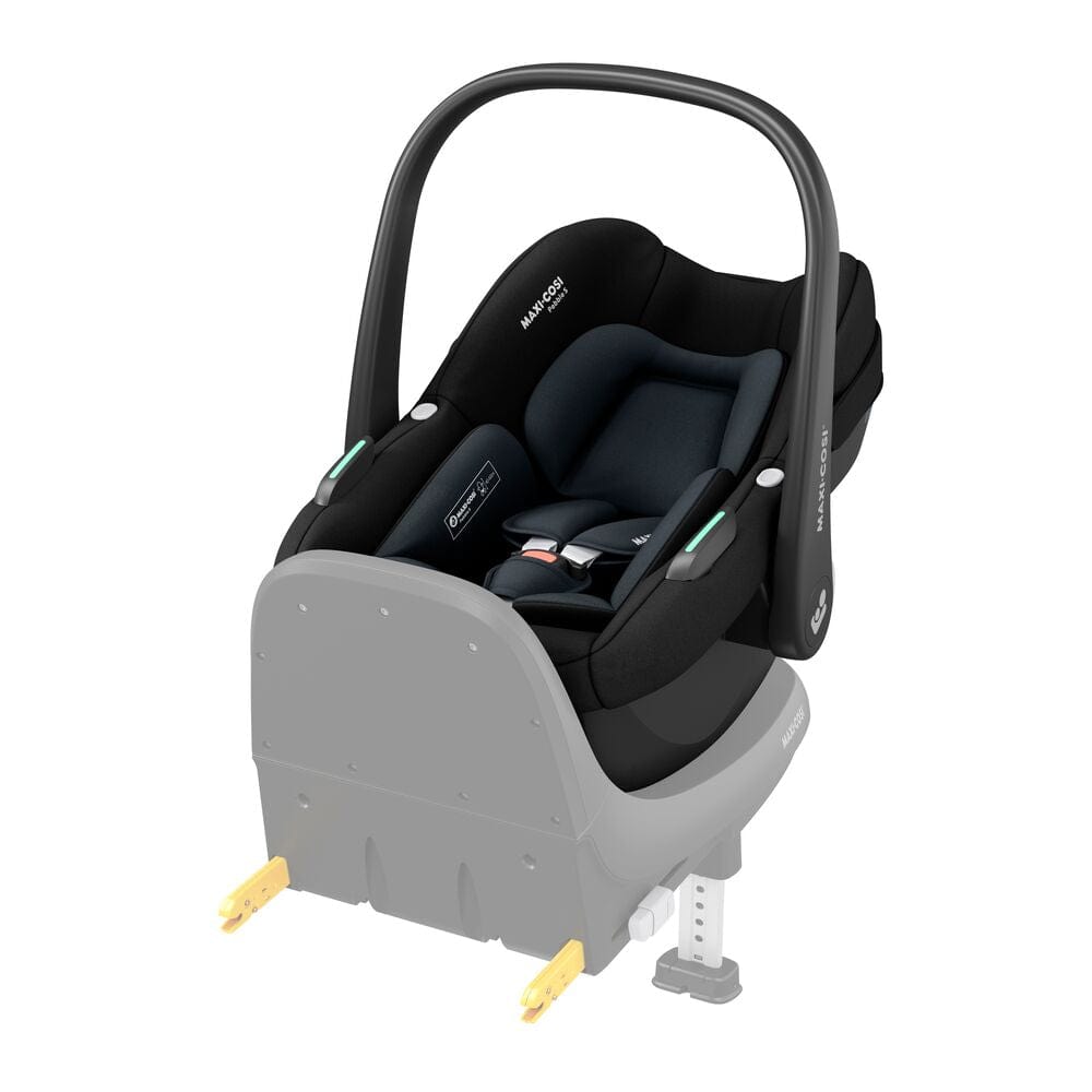 Maxi-Cosi Pebble S Car Seat in Tonal Black Baby Car Seats