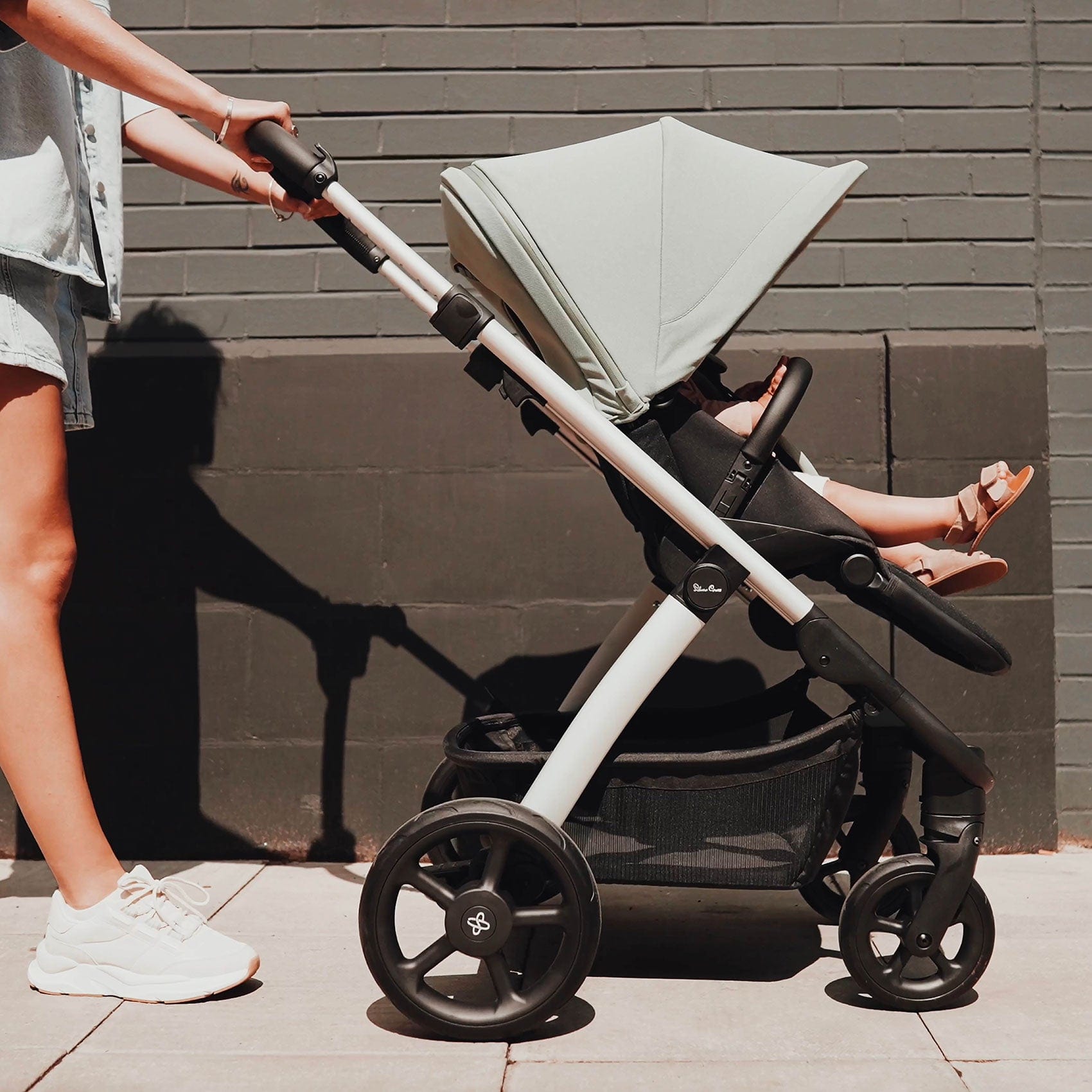 Warehouse prams hot sale