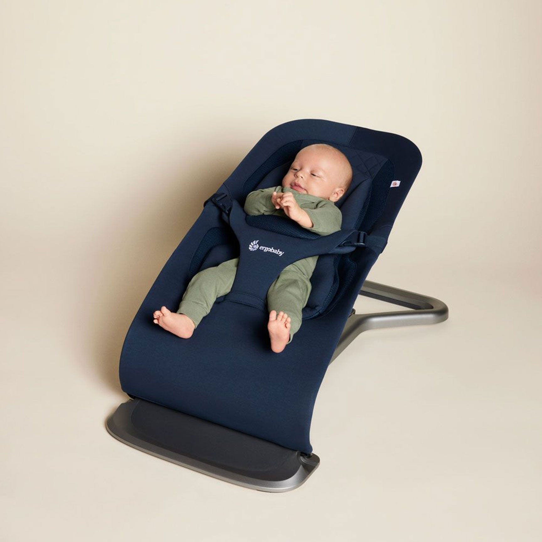 Ergobaby shop midnight blue