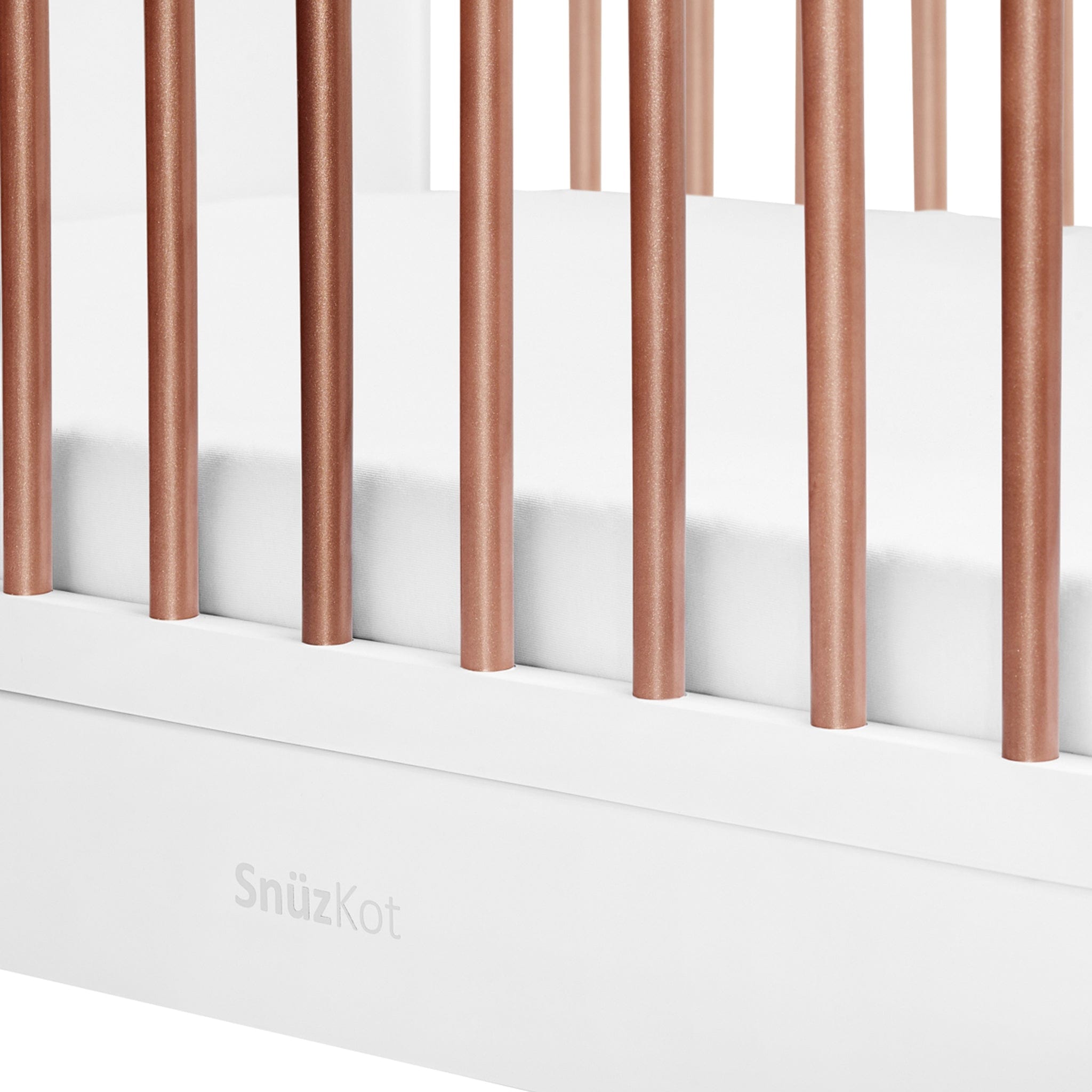 Sn zKot Skandi Cot Bed in Rose Gold